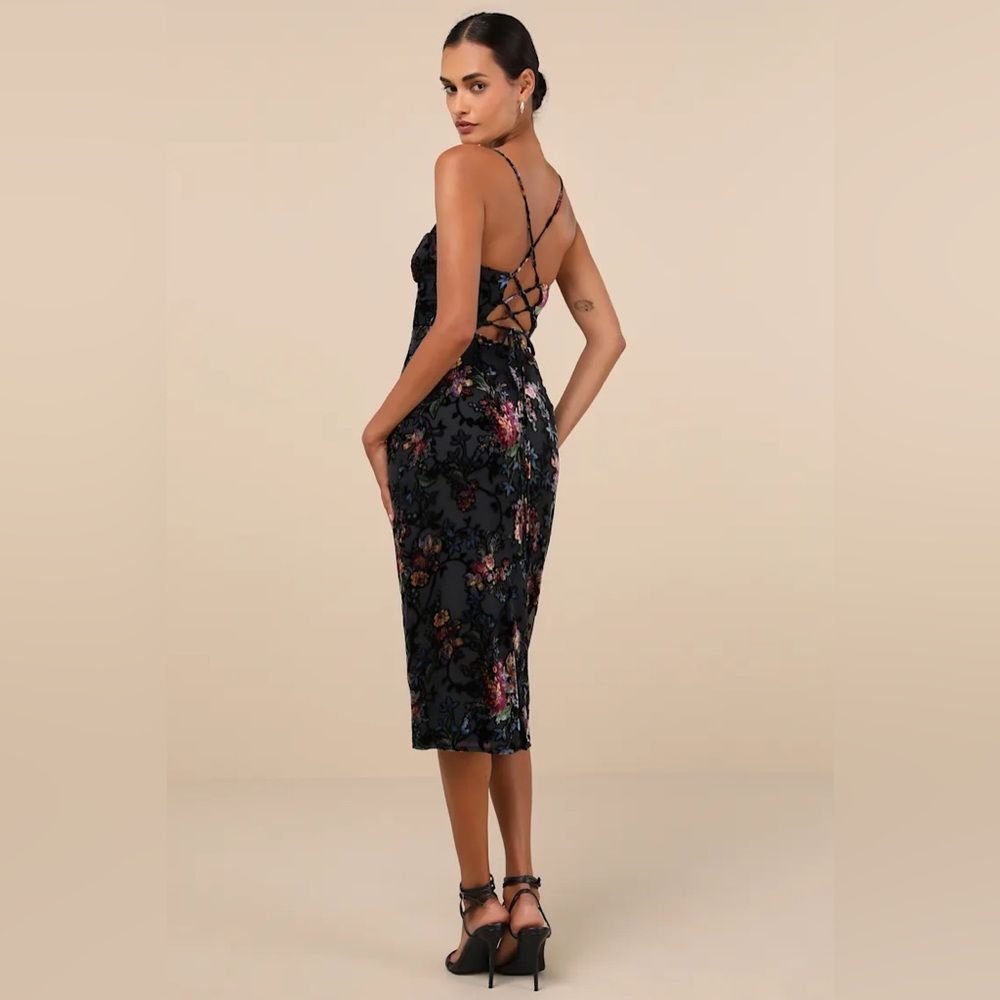 Lulus Moody Allure Black Floral Velvet Burnout Lace-Up Midi Dress - Picture 2 of 7